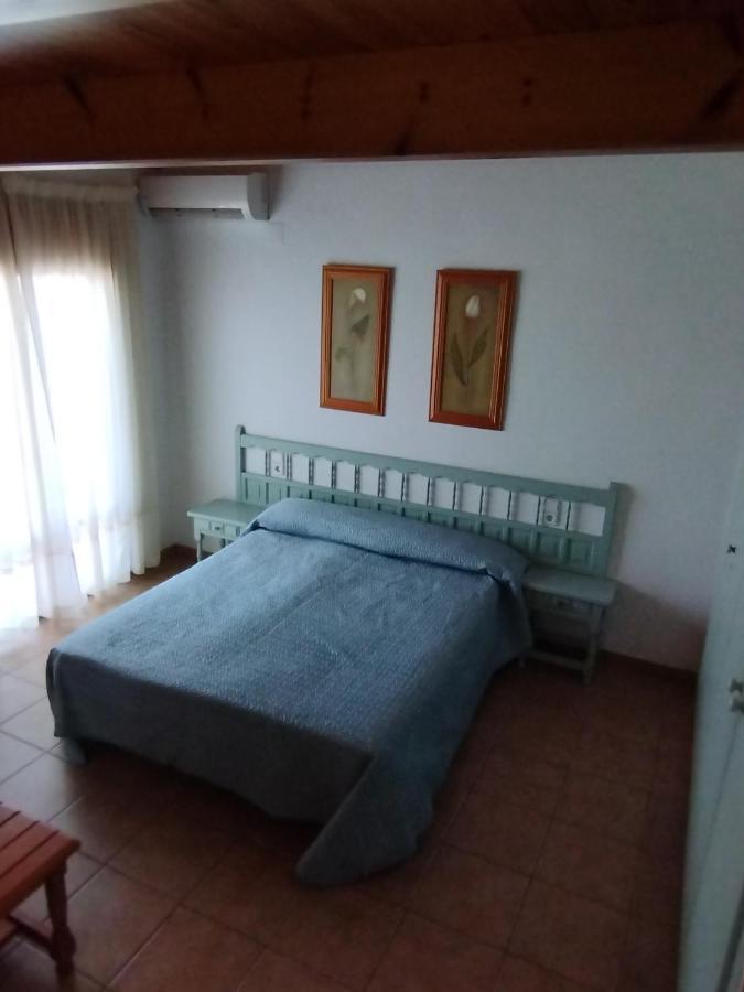 Hostal Restaurant Paca 利乌玛 外观 照片